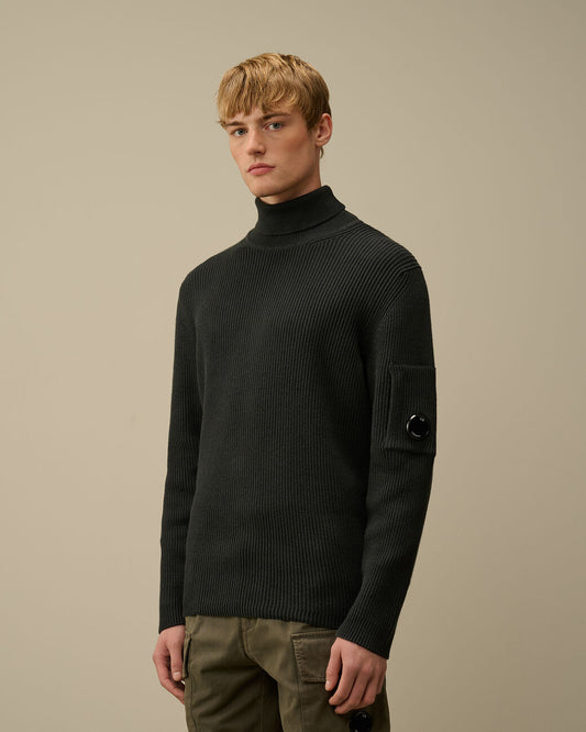 Maglione collo alto full rib nero